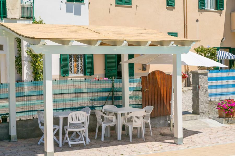 Agriturismo Case Nuove Castellina Marittima Exterior foto